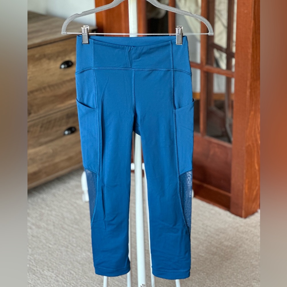 Lululemon Crop Leggings - Size 4